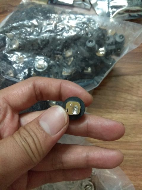 Đầu jack female 5521 dùng bắt đầu sạc cho hộp pin