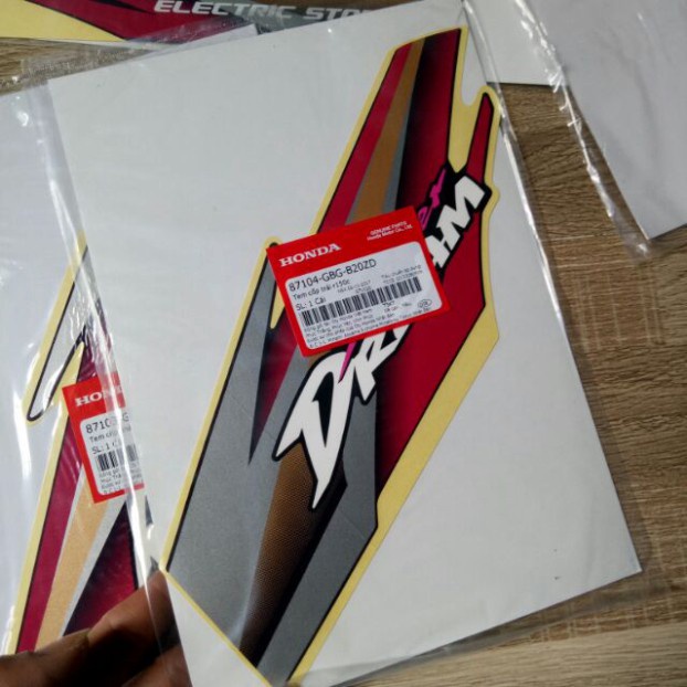 Tem Dream honda việt đời đầu chính hãng, Tem hàng đẹp lắp được cả dream thái và dream việt các đời