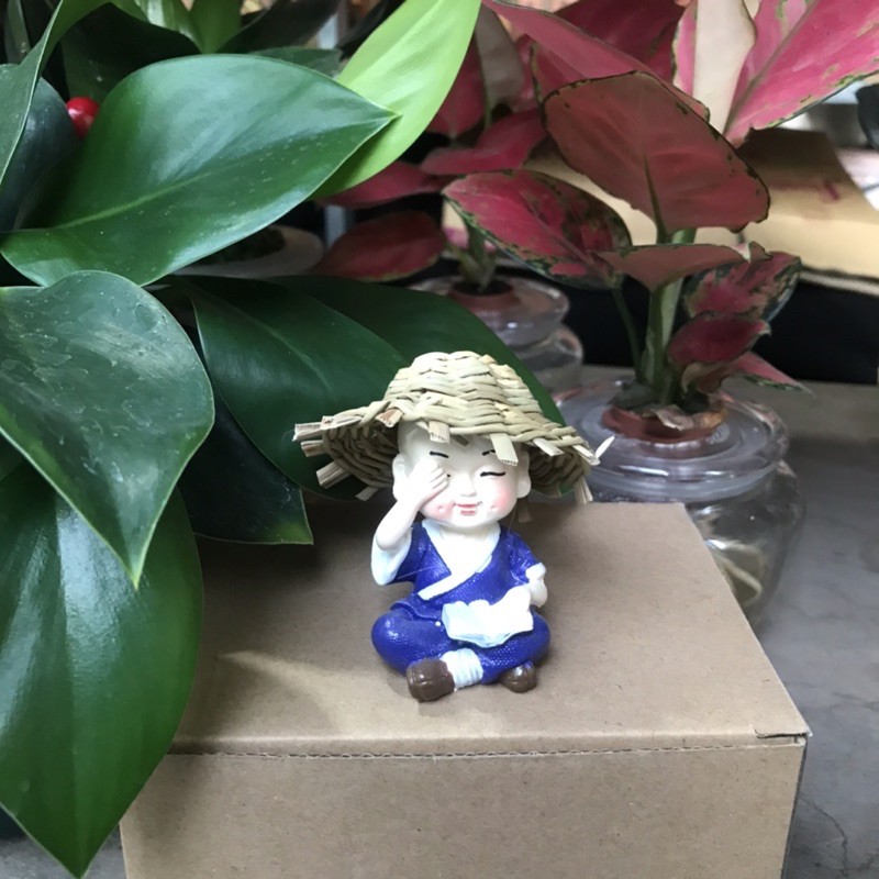 bộ tượng bốn chú tiểu đội mũ rơm( bộ tượng bốn không )