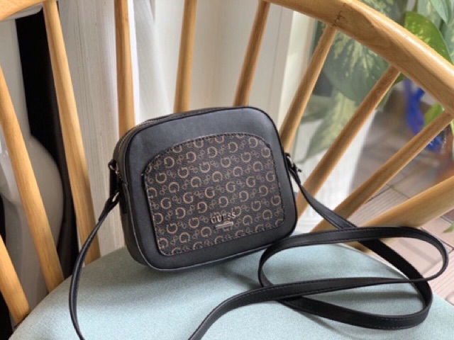 TÚI GUESS DÁNG HỘP