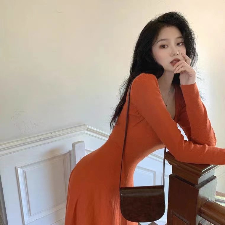 Long sleeve knitted dress