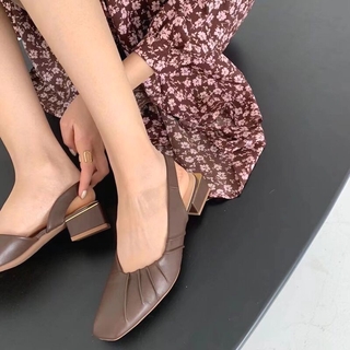 búp bê  mũi nhọn có quai G-b345