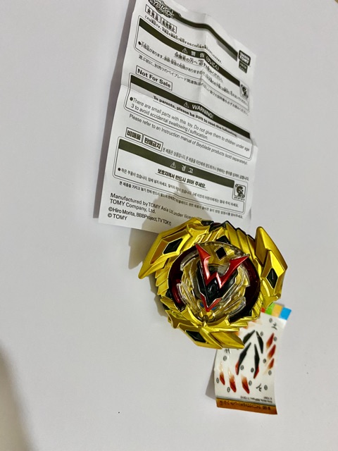 Con Quay Takara Tomy Beyblade Burst B132