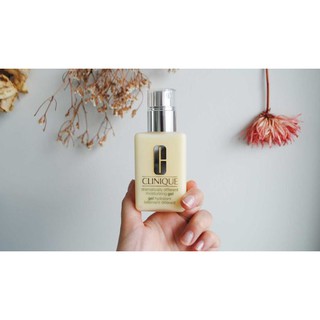 Gel dưỡng ẩm Clinique Dramatically Different Moisturizing Gel
