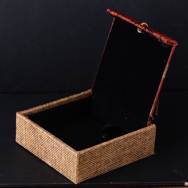 Hộp đựng lót nhung chữ nhật