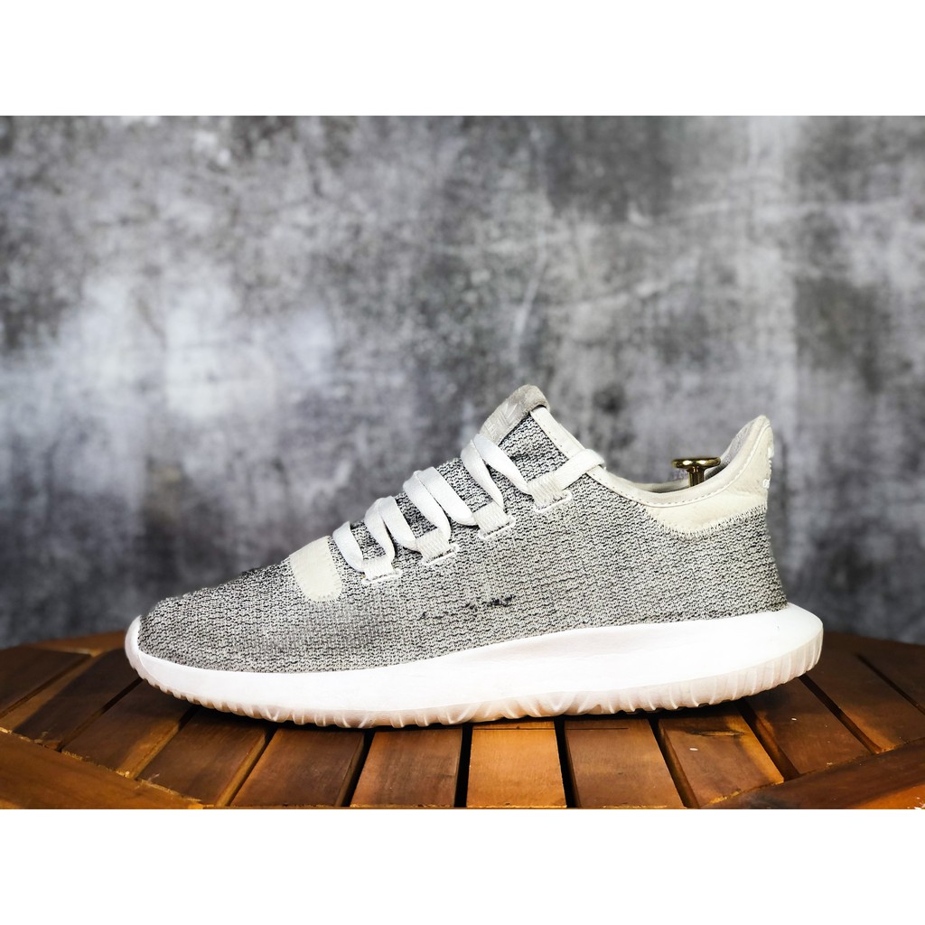 (SIZE 44) Giày thể thao chính hãng 2hand ADIDAS TUBULAR SHADOW UNISEX ` < *