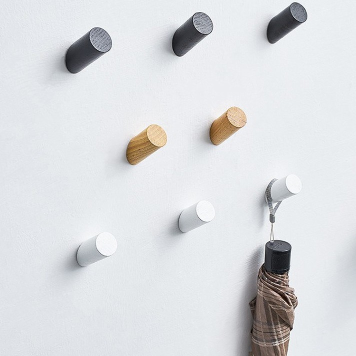 Móc gỗ đơn nghiêng treo tường treo đồ quần áo nhỏ gọn tiện dụng Let's Decor