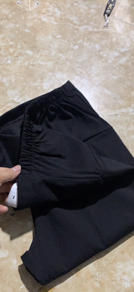Quần bầu umi dáng baggy chất bải co dãn tôt mềm nhẹ tạo cảm giác thoai mái cho cac mom có siza tới 80 kg