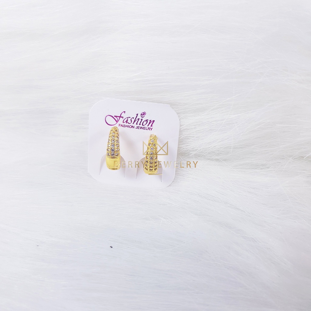 Bông Tai Khuyên Ta Nữ Hình Tròn Đính Đá Lấp Lánh Phong Cách Hàn Quốc Đơn Giản Dễ Phối Đồ B25V9