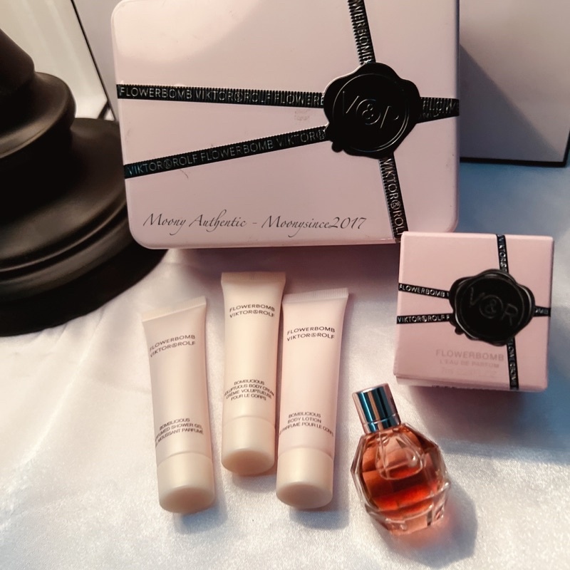 ‼️‼️Set Nước hoa 5 món mini VIkTOR & ROLF FlowerBomb và mini 7ml