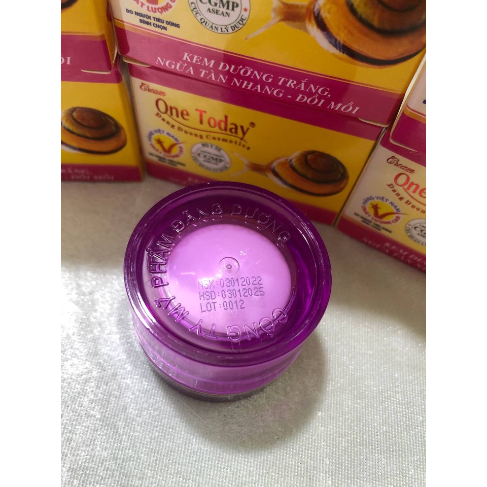 kem dưỡng da ốc sên tàn nhang đồi mồ
