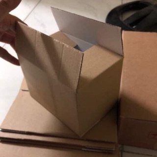 HCM có sẵn 50 thùng giấy carton 15x8x6