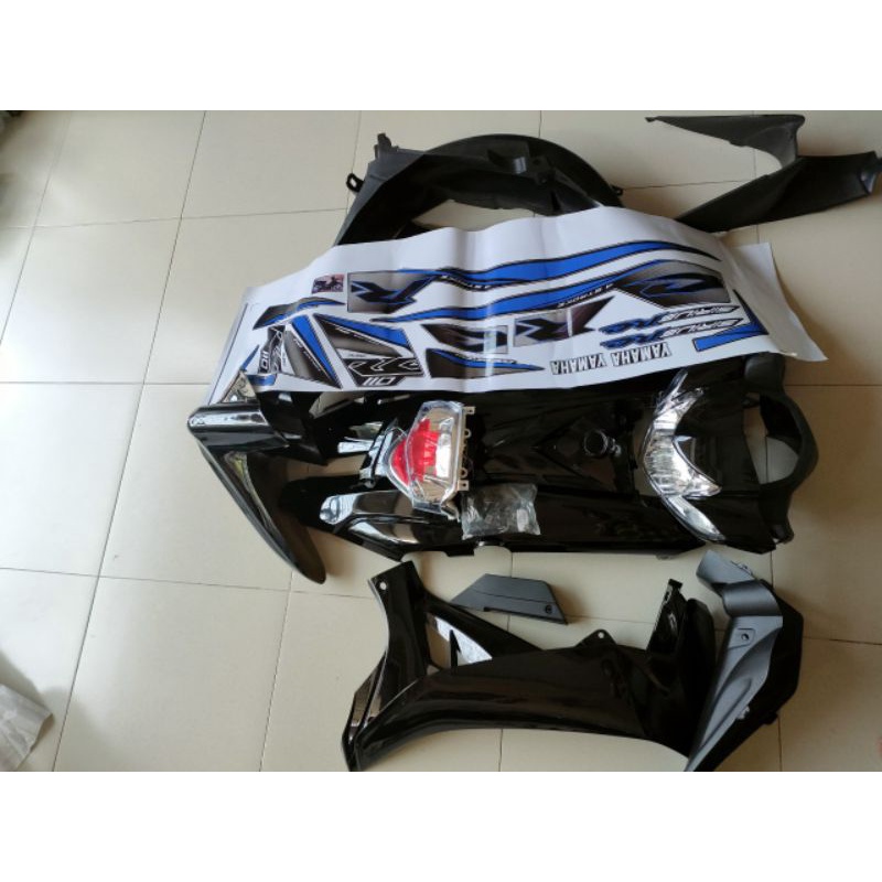 Dàn áo sirius màu đen gắn xe 100 và 110 tặng kèm pha đèn ,đèn lái,ốc áovà tem xe đặc biệt như hình mẫu😍 giá rẻ sinh viên