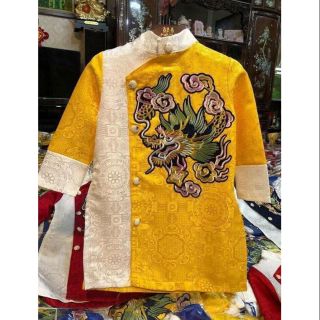 Áo dài gấm thêu rồng chi bé trai