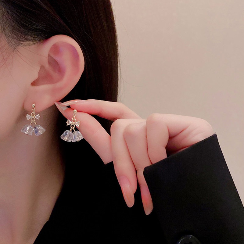 Đôi Bông Tai Hình Hoa/Nơ Đính Ngọc Trai Xinh Xắn Cho Nữ