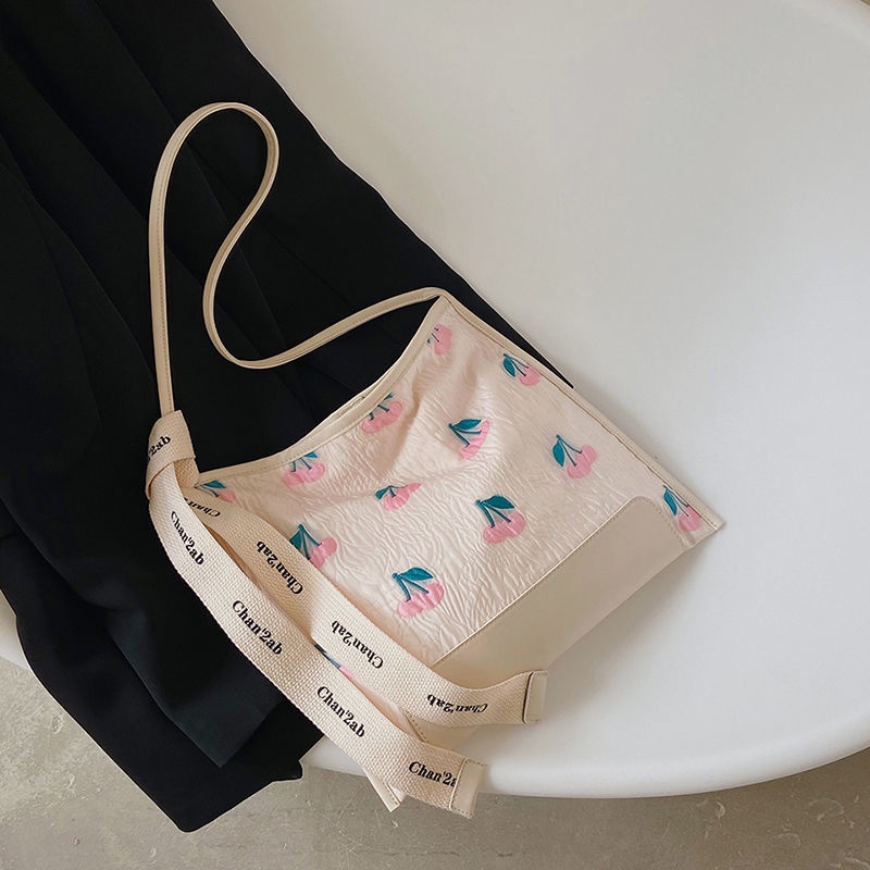 Túi Xách Đeo Vai Cỡ Lớn Họa Tiết Hoa Tulip Thời Trang Mùa Hè