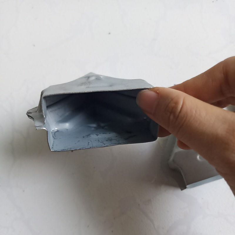 (HÀNG DÀY 6ZEM) Nắp chụp bịt đầu sắt hộp, cửa cổng sắt, chông hàng rào ( mác sắt ) 13*26mm,20*40mm, 25x50mm,30*60mm...