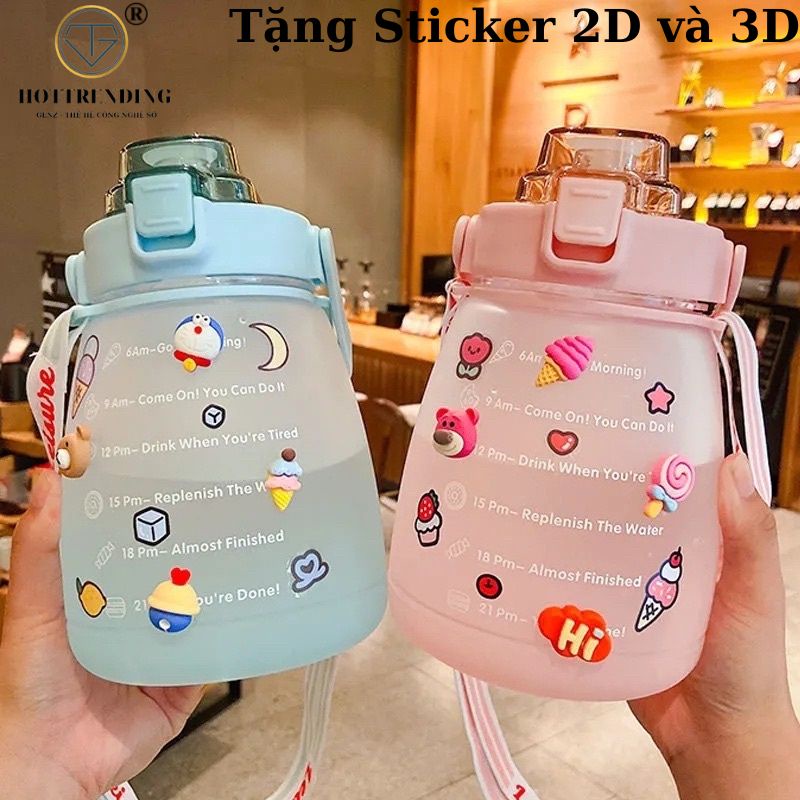 Bình đựng nước cute 1.3 lít có ống hút vạch chia dây đeo chéo tặng sticker 2D, 3D
