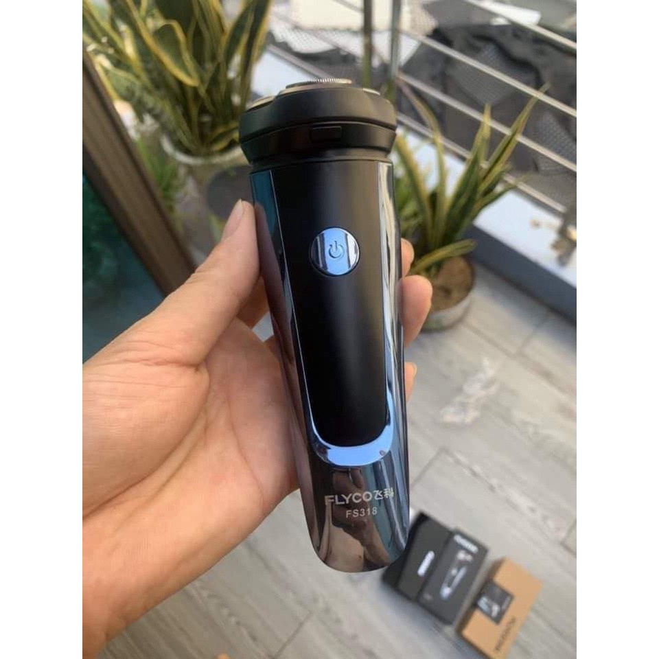 Máy cạo râu cao cấp FLYCO FS318 cạo êm không rát