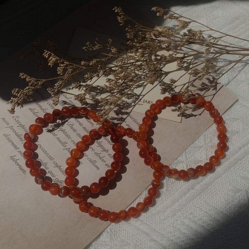 Vòng tay Carnelian hỗ trợ học hành, sáng tạo - Tarotbygenie