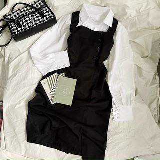Set yếm phối nút