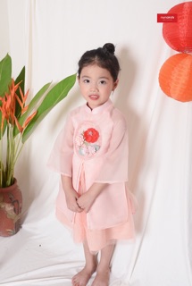 Áo dài cách tân cát tường