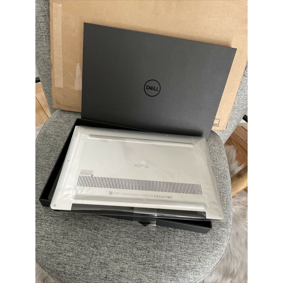 Brand New Dell XPS 13 7390 i7-10710U 512GB SSD 16GB RAM Platinum silver Windows 10 Pro | BigBuy360 - bigbuy360.vn