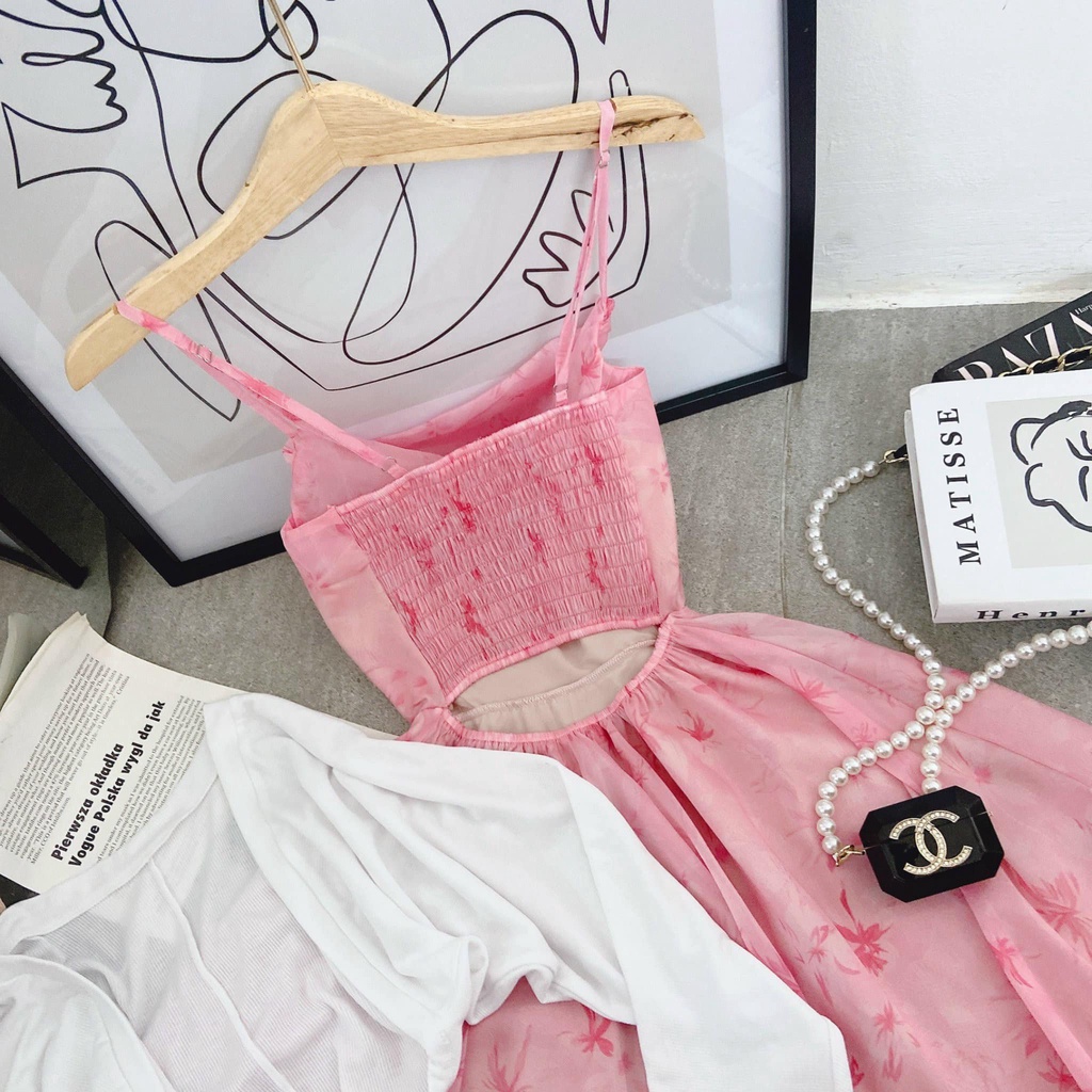 SET Đầm 2 dây cổ đổ hoa nhí hồng kèm Áo khoác dệt kim màu trắng NÀNG CLOSET