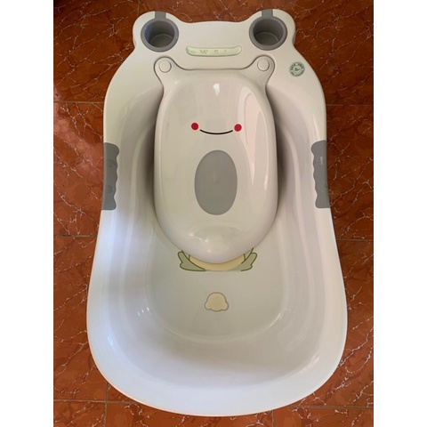 Chậu tắm cho bé hình ếch dễ thương, size lớn thoải mái cho bé, có giá đỡ chống sặc