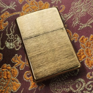 Bật lửa zippo la mã E 2000