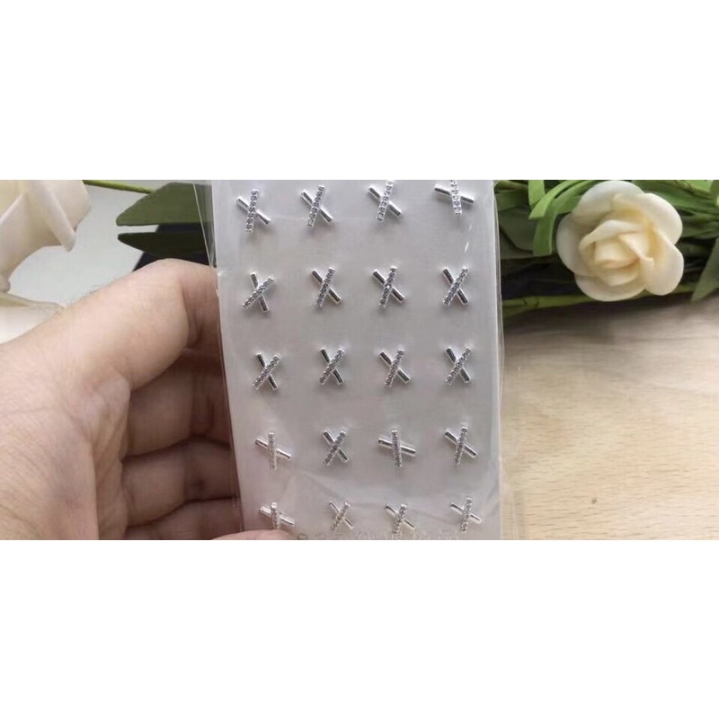 Khuyên tai X chéo nạm đá nhỏ bạc ta NGỌC MẬU vô cực