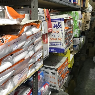 Taplo bắt sẵn, ráp nổi