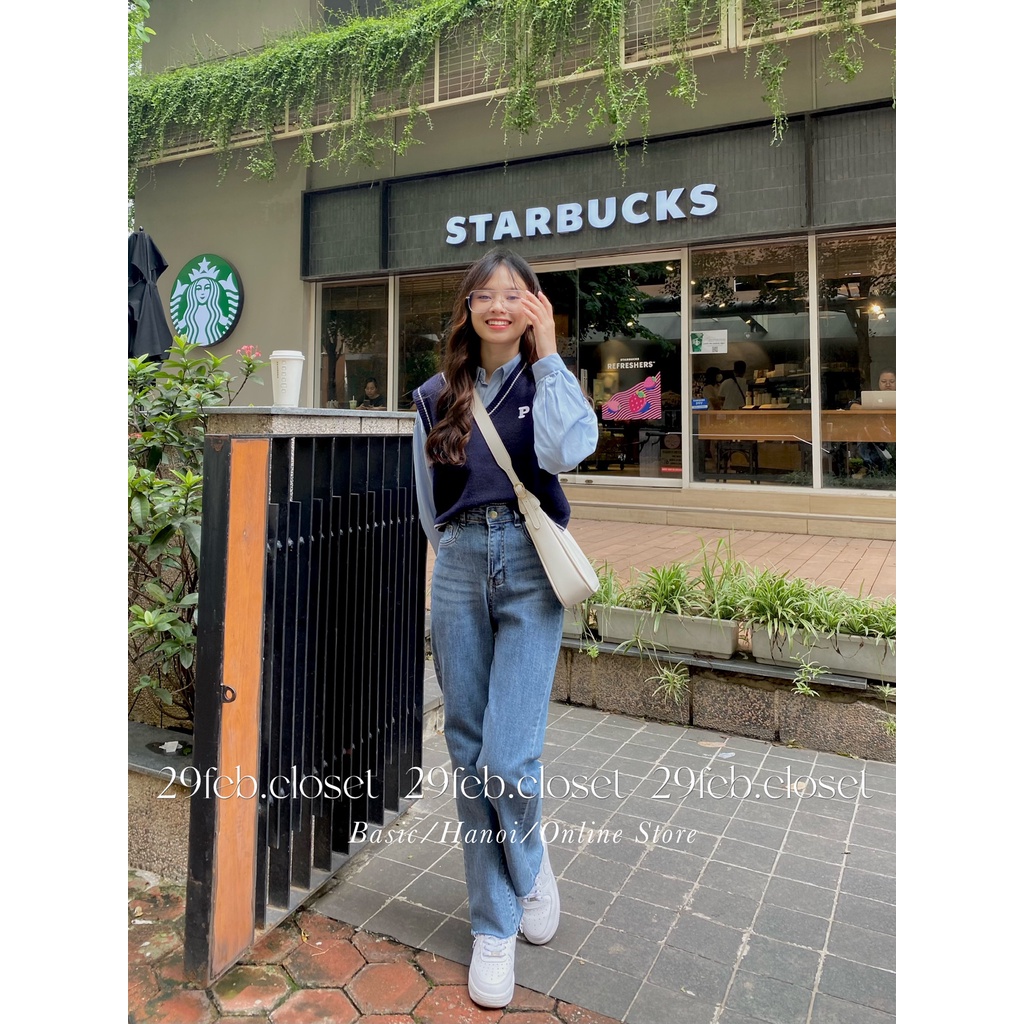 Áo gile len cổ tim thêu P - 29feb.closet - A104