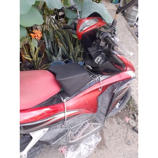 nệm ngồi xe cho bé