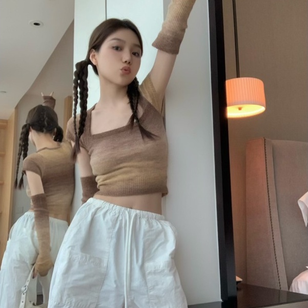 QKOOLE  Áo croptop Dệt Kim Tay Dài Cổ Vuông Kiểu Vintage Hàn Quốc Dễ Thương Cho Nữ