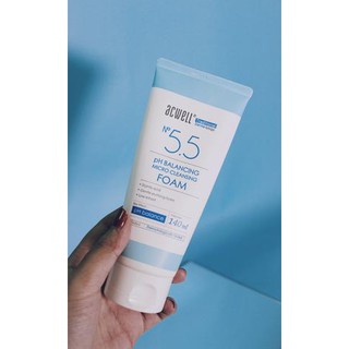 Sữa rửa mặt làm sạch dịu nhẹ cân bằng pH Acwell 5.5 pH Balancing Micro Cleansing Foam 140ml