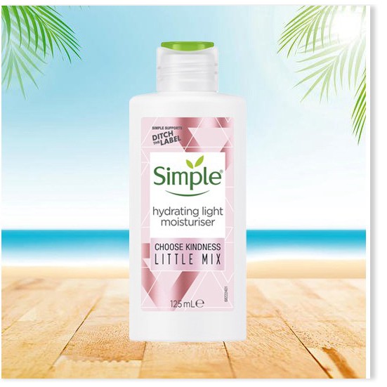 [Mã giảm giá mỹ phẩm chính hãng] Simple Hydrating Light Moisturiser - Kem Dưỡng Ẩm Cho Da Nhạy Cảm 125ml