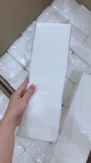 Khăn giấy lau mặt spa 200tờ/cây