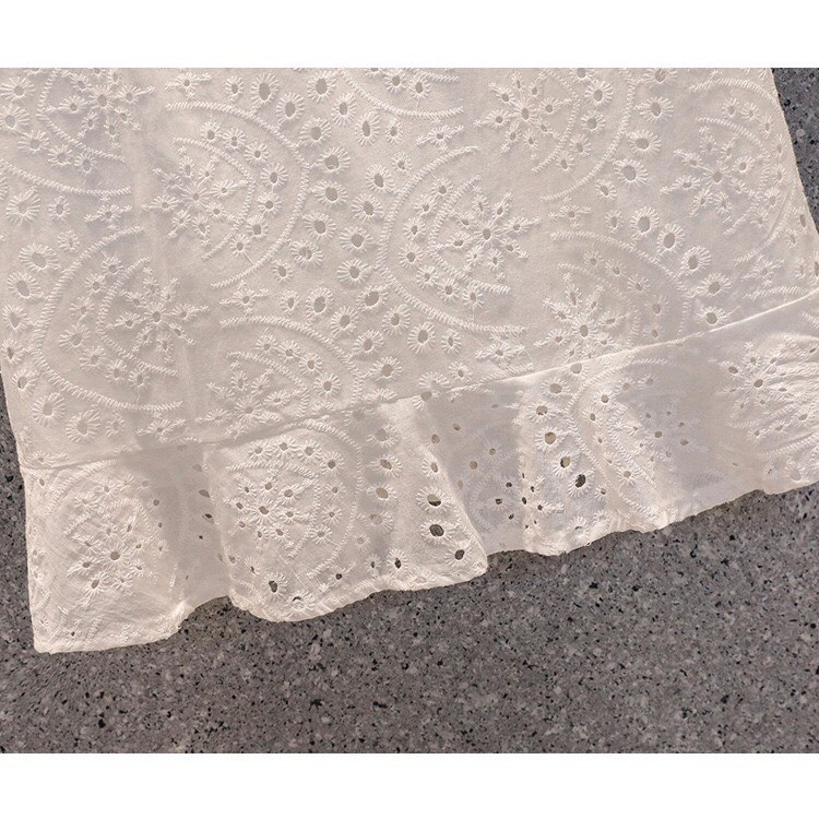 Váy Ren Cổ Chữ V Nhẹ Nhàng, Thanh Lịch Cho Mùa Hè 2021 - Thiết Kế Theo Phong Cách Retro Pháp | BigBuy360 - bigbuy360.vn