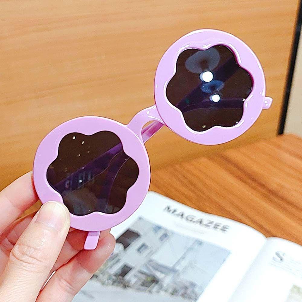 Kính Mát Hàn Quốc Họa Tiết Hoa Dễ Thương Cho Bé Trai