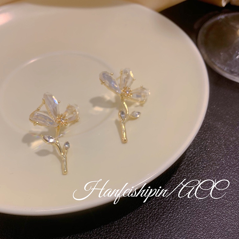 Bông Tai Bạc S925 Hình Hoa Đính Đá Pha Lê Xinh Xắn