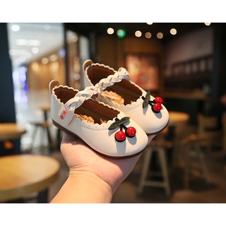 Giày cherry trắng, hồng