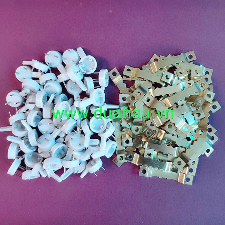Combo 50 đinh 3 chân + 50 Móc treo Răng Cưa Vàng