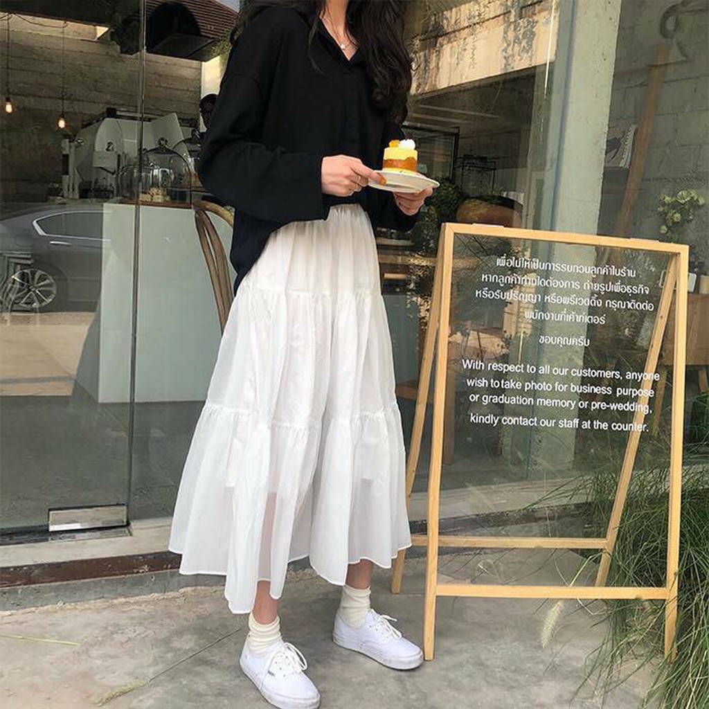 Chân váy 🦋 Vintage váy trắng và đen dáng dài chất cotton mix kèm áo len gile khoác áo thun hay cadigant áo kiểu 2 dây | BigBuy360 - bigbuy360.vn