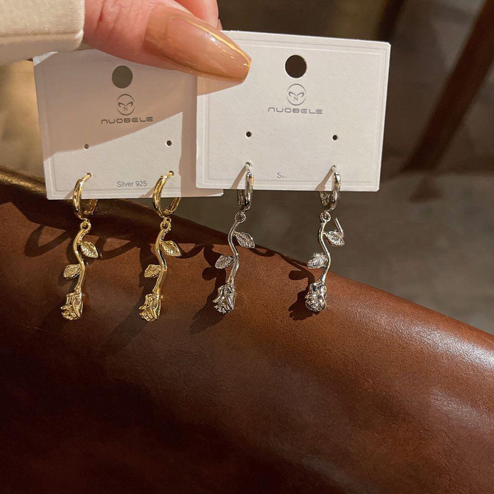 Khuyên Tai Kim Loại Dạng Vòng Lủng Lẳng Đơn Giản Thời Trang Cá Tính Cho Nữ