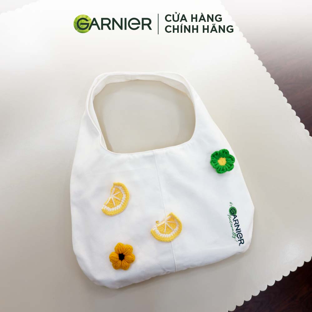 [HB Gift - Quà tặng không bán] Túi tote Garnier với pin cài len xinh xắn - Gimmick