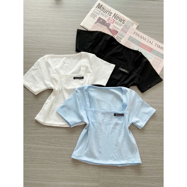 Áo thun croptop nữ cổ vuông tag chữ ngắn tay màu trơn - Mã: 363 TV-Fashion