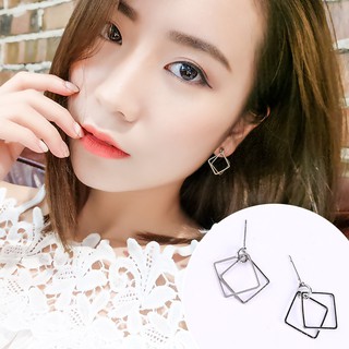 Bông Khuyên Tai Mini Hàn Quốc Chùm 2 Khung Quả Trám Hình Vuông Cá Tính !