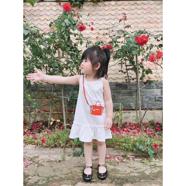 Set 2 Váy Đuôi Cá Trắng -Đỏ In Hình Túi Cho Bé Gái - Nhà Cam