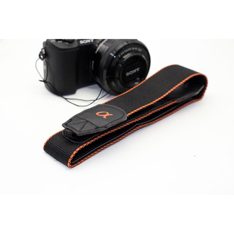 Dây đeo máy ảnh Sony